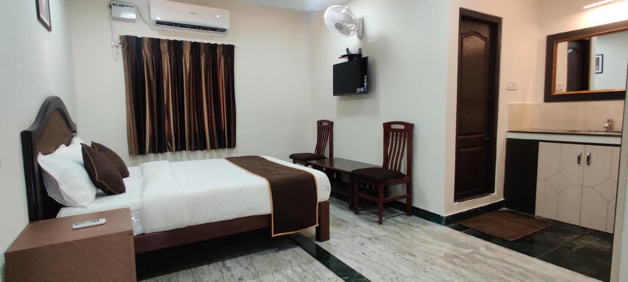 Rmc Travellers Inn Chennai Exterior foto