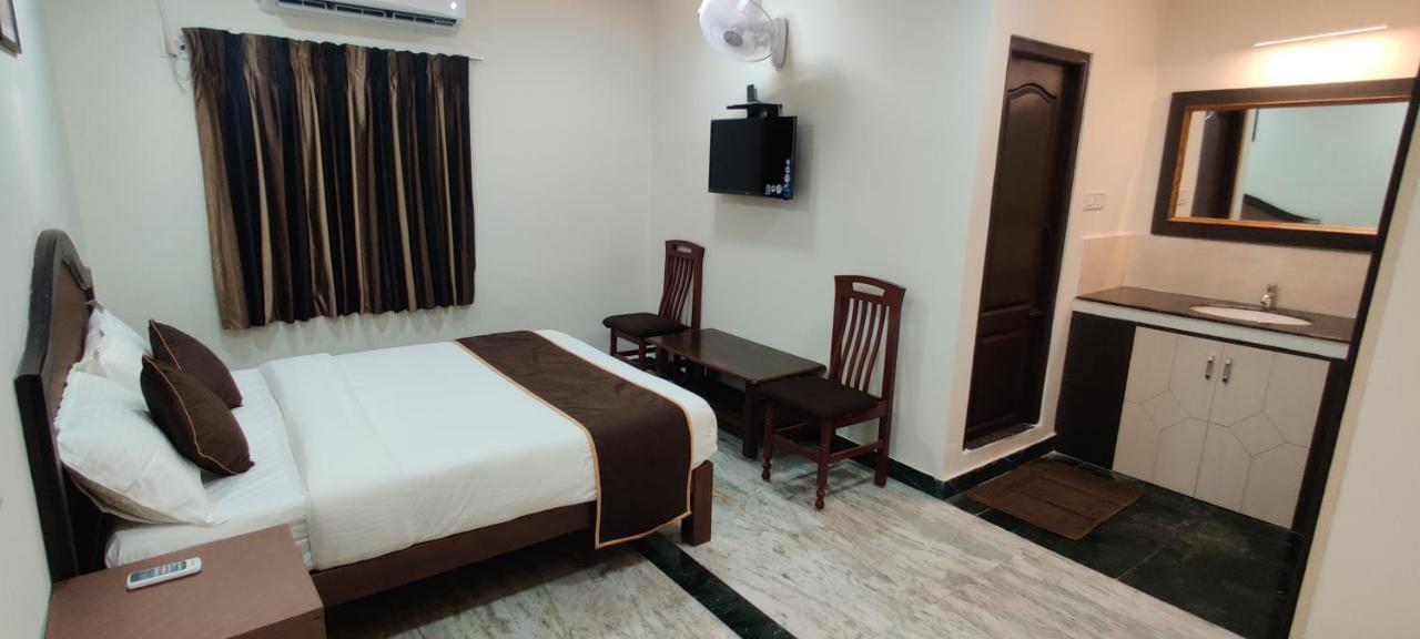 Rmc Travellers Inn Chennai Exterior foto