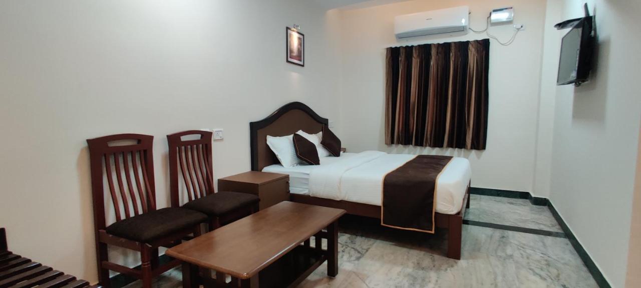 Rmc Travellers Inn Chennai Exterior foto